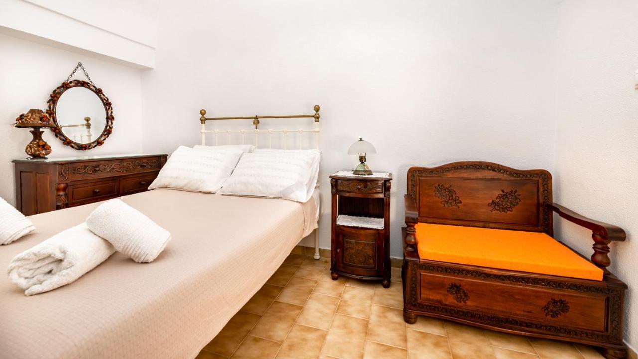 Authentic Santorinian Home Experience Fira  Exteriér fotografie
